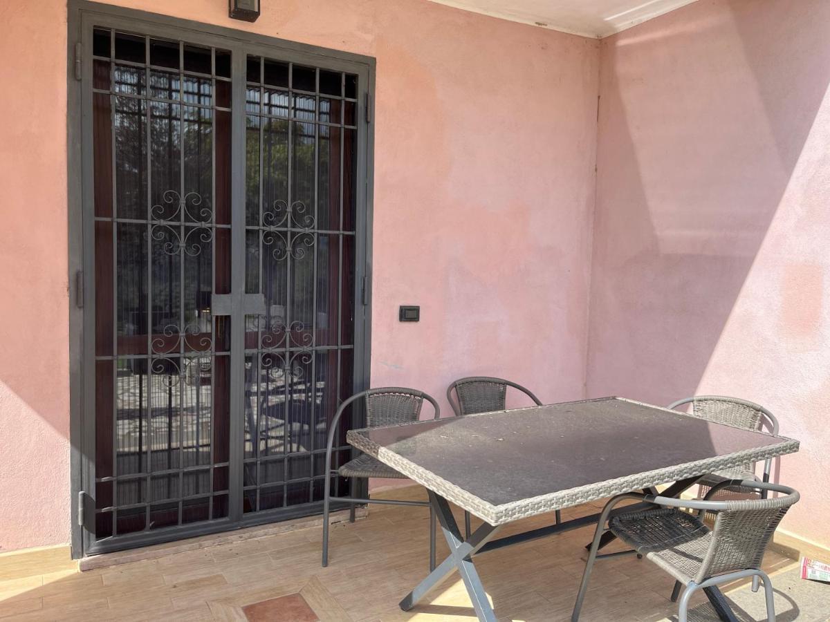 La Casa Di Silvia Apartment Cantalupo in Sabina Luaran gambar